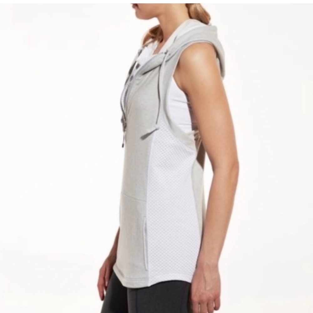 Calia by Carrie Underwood Hooded Racerback Top - Picture 3 of 7